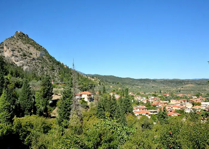Aesthetic Delight - Stone Villa In Mystras